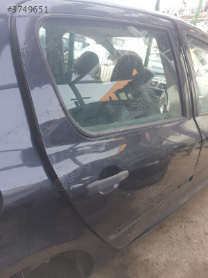 PEUGEOT PEJO 307 SAĞ ARKA KAPI DOLU HATASIZ
