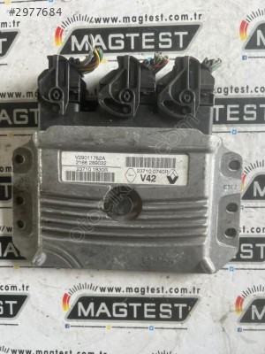 Dacia Duster Logan Sandero Renault Clio ECU Beyin 237100740R V42