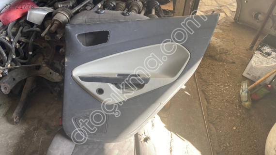Ford fiesta sağ arka kapı kartonu 2013