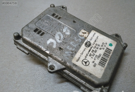 Mercedes-Benz E W211 Far balast modülü Xenon A0028206025 5DF00870