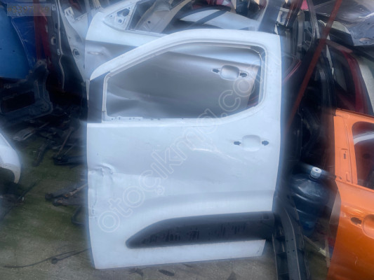 Peugeot Rufer sol ön kapı