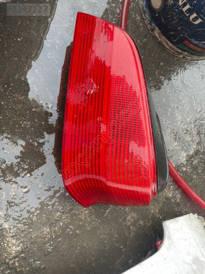 Peugeot 106 sağ arka stop lambası orijinal