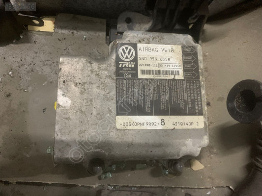Volkswagen PASSAT AirBag Kontrol Ünitesi