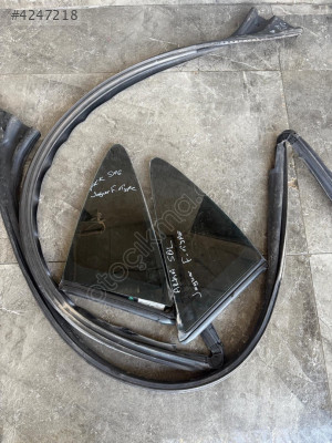 JAGUAR F TYPE SAĞ SOL ARKA KELEBEK CAM EGE OTOMOTİV