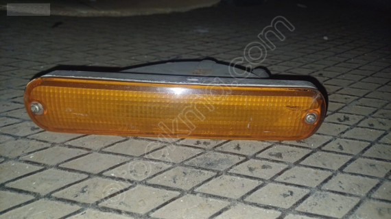 Nissan A31 Cefiro sol ön tampon sinyal lambası