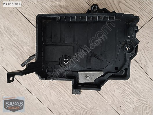 Renault TALİANT Akü Alt Tablasi ARAÇTAN SÖKME