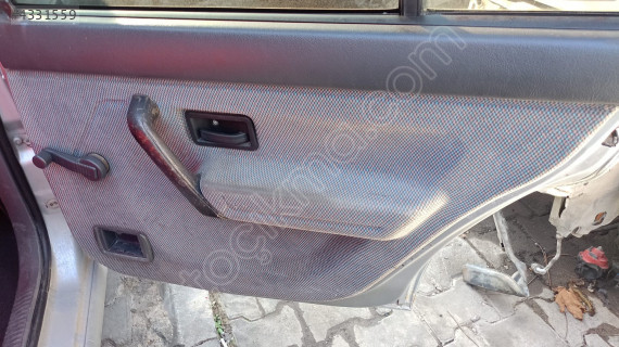 renault R19 sağ arka kapı döşemesi