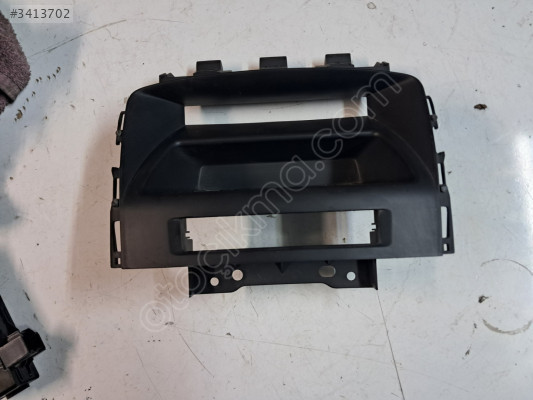 OPEL ASTRA J BİLGİ EKRANI ÇERÇEVESİ