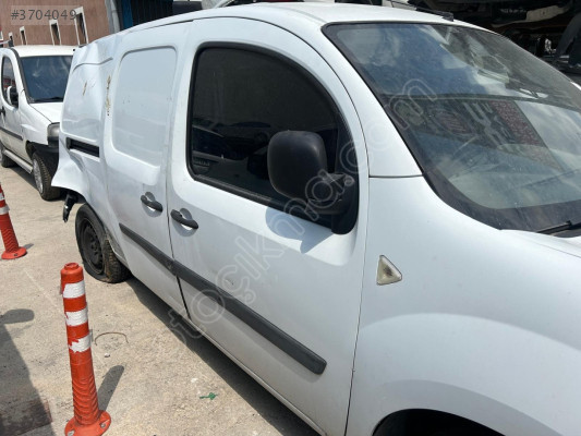 RENAULT KANGOO SAG ÖN KAPI