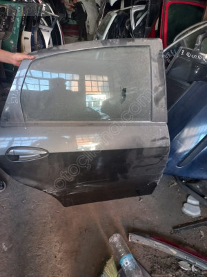 FİAT LİNEA SAĞ ARKA KAPI