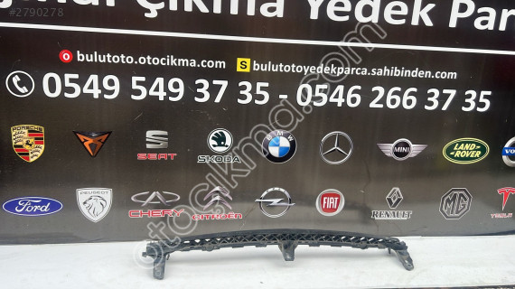 volkswagen golf 2013-2017 ön panel orta braket 5g0805705