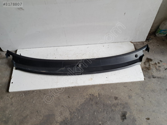 FORD TRANSİT ÖN CAM IZGARASI