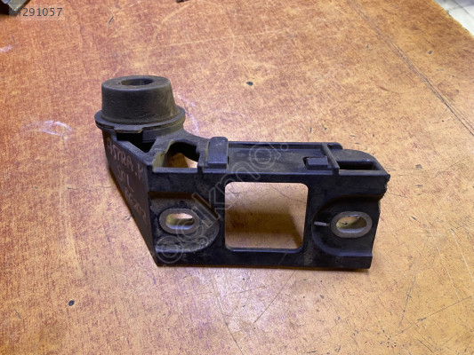 OPEL ASTRA K SOL EGZOZ SUSTURUCU SABİTLEME BRAKETİ ÇIKMA 13453255