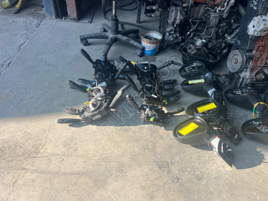 Peugeot partner sinyal kolu çıkma