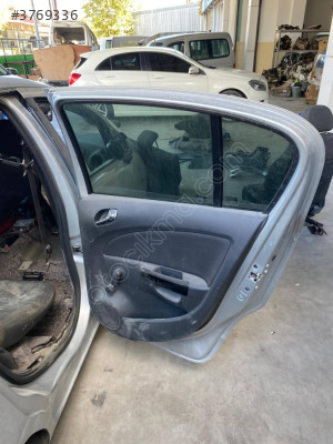 OPEL CORSA D SAĞ ARKA KAPI DÖŞEMESİ ORJİNAL ÇIKMA