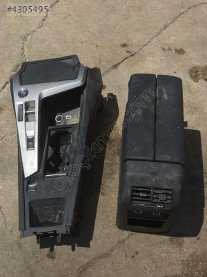 PEUGEOT 408 ORTA KONSOL