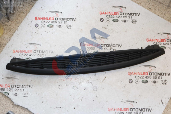 BMW 5 SERİSİ G30 G31 ARKA CAM IZGARASI 7384524