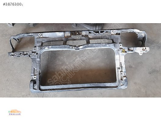 VW Bora Ön Panel - Ünallar Oto Çıkma Yedek Parça Stoklarında