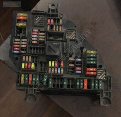 BMW F10 SİGORTA KUTUSU 925281301 OTO FEDAİ