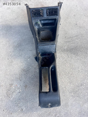 TOFAŞ DOĞAN SLX ORTA VİTES KONSOLU TORPIDO ÇIKMA