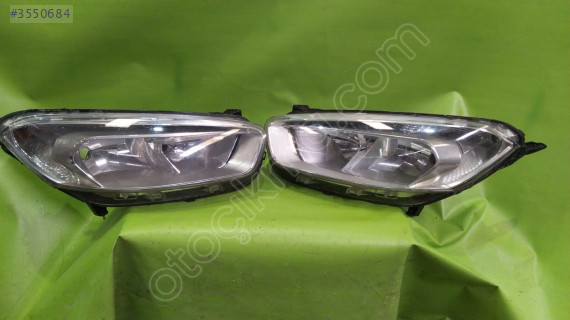 2015 Ford Tourneo Courier Sağ Ön Çıkma Far