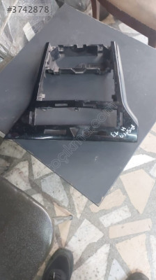 Çıkma Opel Astra H Difüzör Çerçevesi