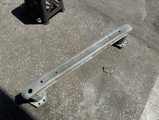 Toyota corolla e210 2019-2024 arka tampon demiri çıkma orjinal