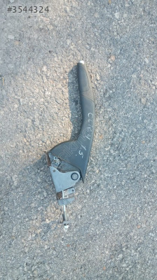 RENAULT CLİO 4 EL FREN KOLU CIKMA