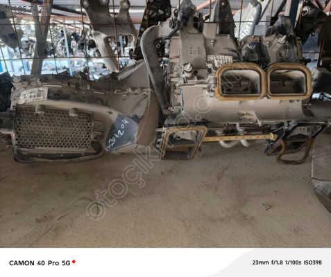 MERCEDES W204 KALORİFER KUTUSU OTO FEDAİ