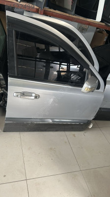 Kia Sorento sağ ön kapı orijinal