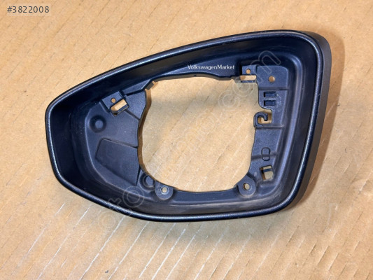 AUDI A3 20-25 SOL DİKİZ AYNA ÇERÇEVESİ 8Y1857239 9B9