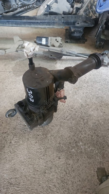 Peugeot 307 direksiyon pompası