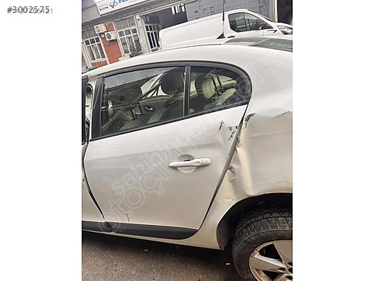 RENAULT FLUENCE SOL ARKA KAPI