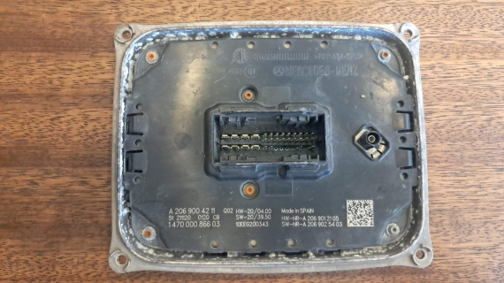 Mercedes W206 Far Beyni A2069004211