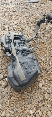 MERCEDES GLC 180 2024 ÇIKMA ORİJİNAL YAKIT DEPOSU