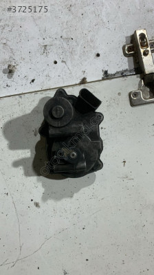 059129086L audi gaz kelebeği