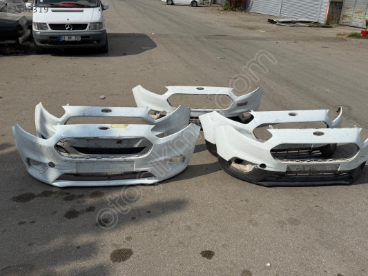 2021 Ford Courier Ön Tamponları Çıkma  Temiz Orjinal