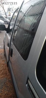 Renault kango sol önkapı