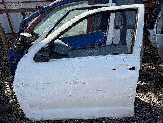 VOLKSWAGEN POLO CLASSİC SOL ÖN KAPI ORJİNAL ÇIKMA TEMİZ 97-01