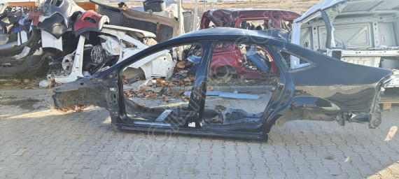 Ford mondeo 09/13 sol kesme ceyrek sefalılar oto çıkma