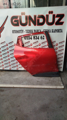 Renault Clio 4 sağ arka kapı model 2013 2018