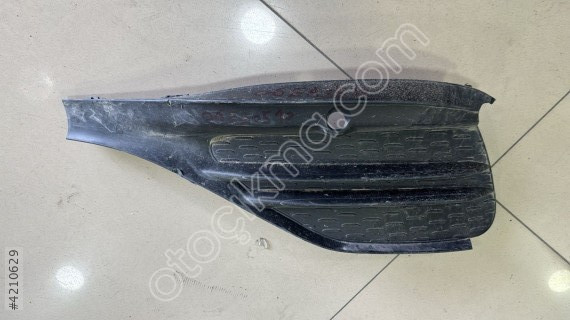 MERCEDES C SERİ W206 AMG SOL ÖN TAMPON SİS FAR KAPAĞI A2068854105