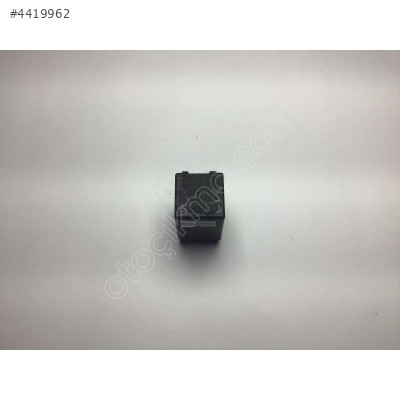 Peugeot 205 Röle 2047001