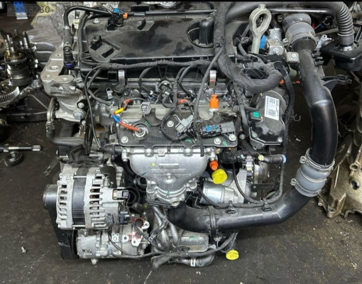 Mercedes Vito R9N 622 motor