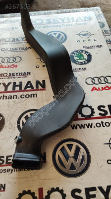 5E3810944 Skoda Octavia 2021 sağ ön davlumbaz ızgarası