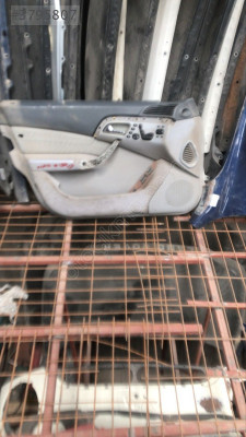 Mercedes  W220 kasa ön sol kapı döşemesi
