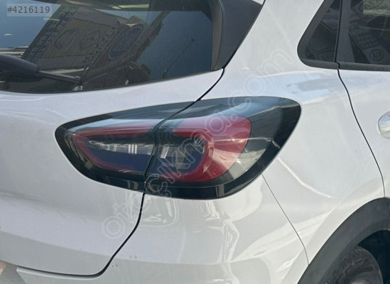 Ford Puma 2024 Çıkma Sağ Arka Stop