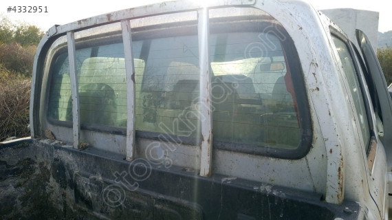 Ford ranger arka kabin camı