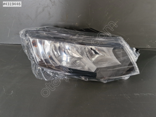 SKODA OCTAVİA SAĞ ÖN FAR SIFIR 2013-2017