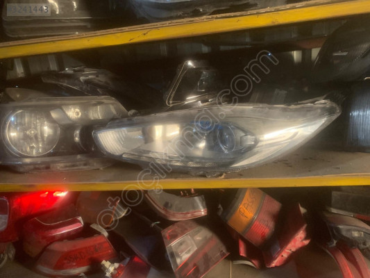 FORD FİESTA FAR